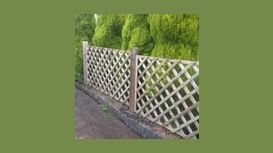 Country Gardens & Fencing